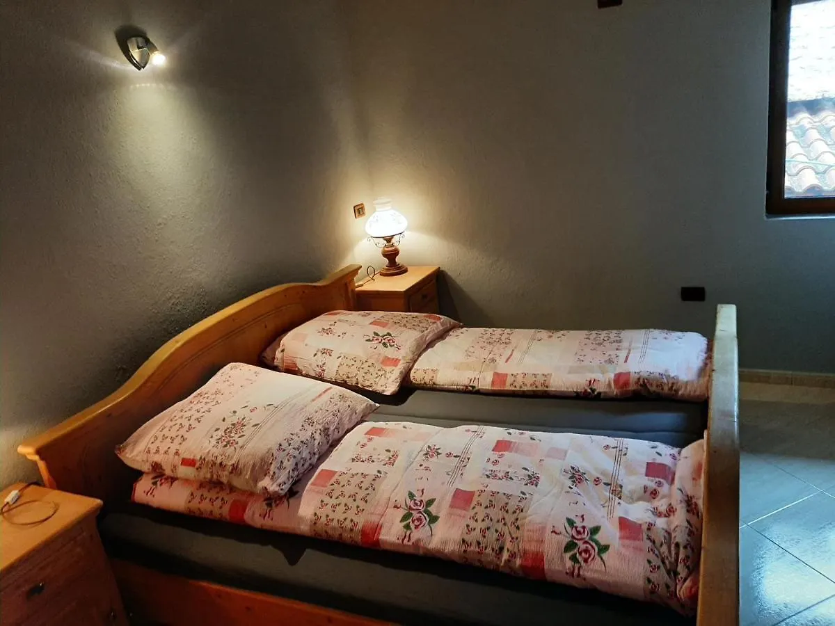Guesthouse Lula 2 Tepelene Apartment