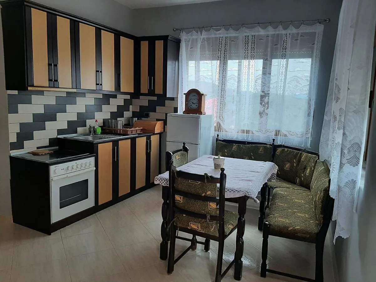 Guesthouse Lula 2 Tepelene Albanien