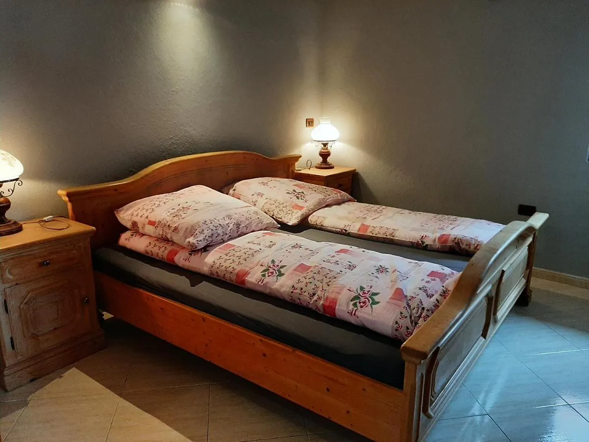 Guesthouse Lula 2 Tepelene Albania